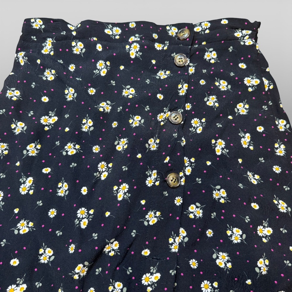 Ultra Flirt Daisy Floral Button‎ Front Midi Skirt Black Rayon Womens M Spring - Picture 3 of 11